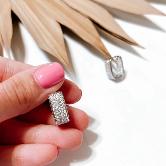 Diamond hoop earrings S422 - Picture 2 of 2